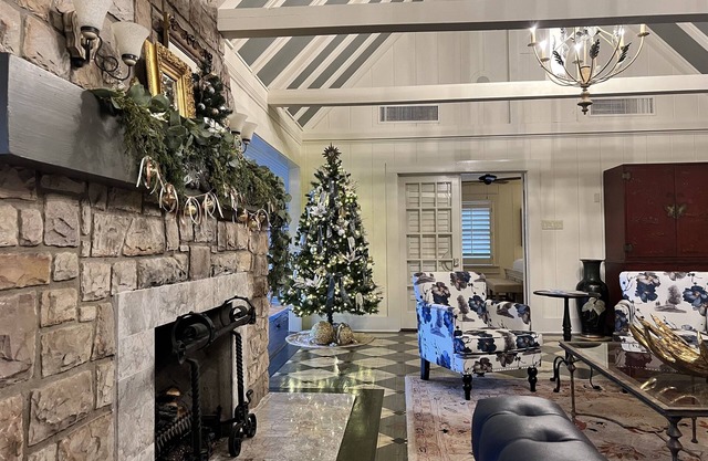 Pine Hill Estates - Three Home Estate with Private Boat Docks