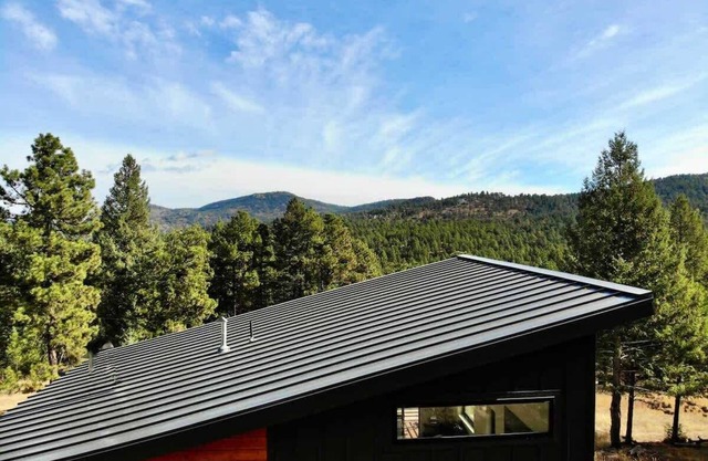 Pinebox@Evergreen Modern 20Acres/Serene/Creek!