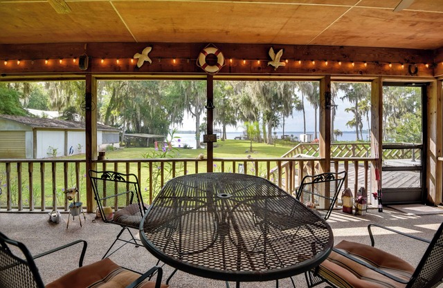 'Pirate Cove' Home in Welaka: Dock & River Access!
