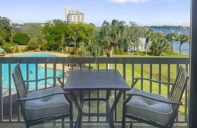 Pirates Bay B303 - Stunning Views - Comfortable and Affordable!