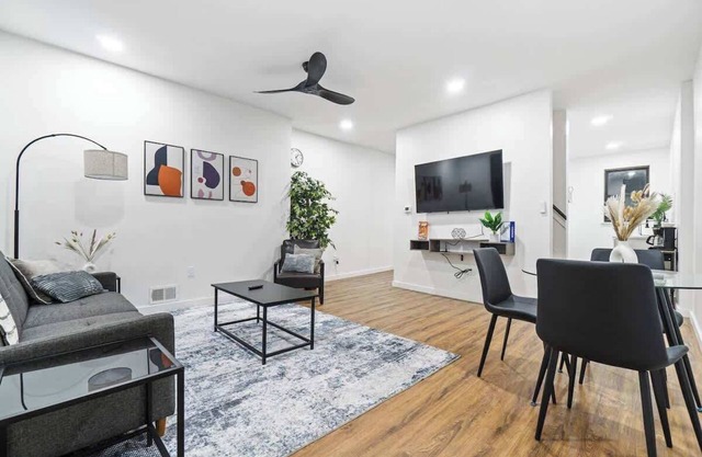 Pittsburgh's North Shore House 5 min to Stadium