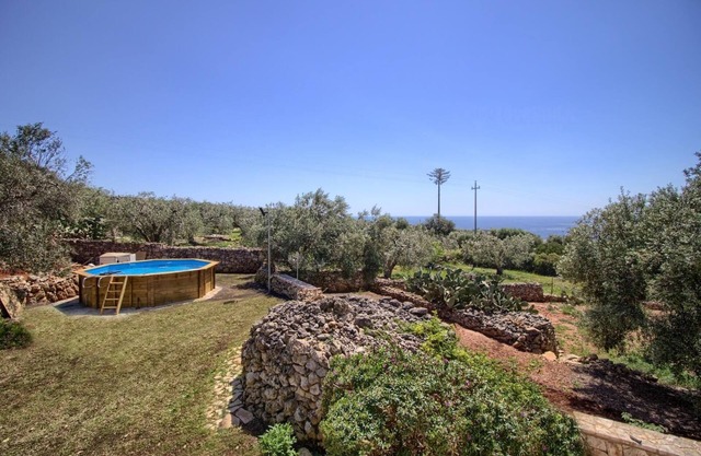 Pizzica luxury villa with pool