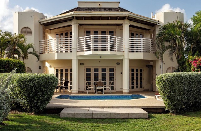 Plantation Villa Cluster, Ocean View, Pool & Deck.