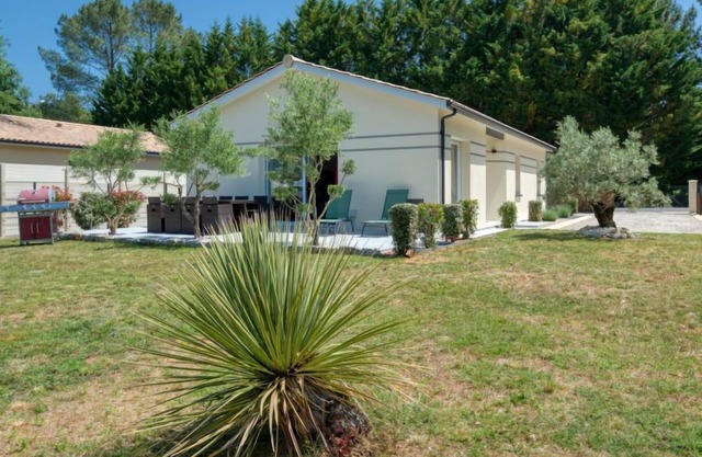 Plassan by Interhome