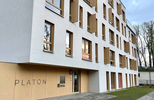 PLATON RESIDENCE APARTMENTS