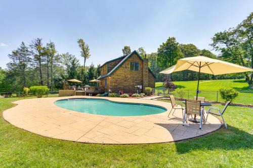 Play, Swim and Unwind Family Home in Glen Wild!