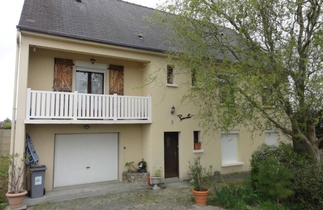 Pleasant house near mont saint Michel 50170