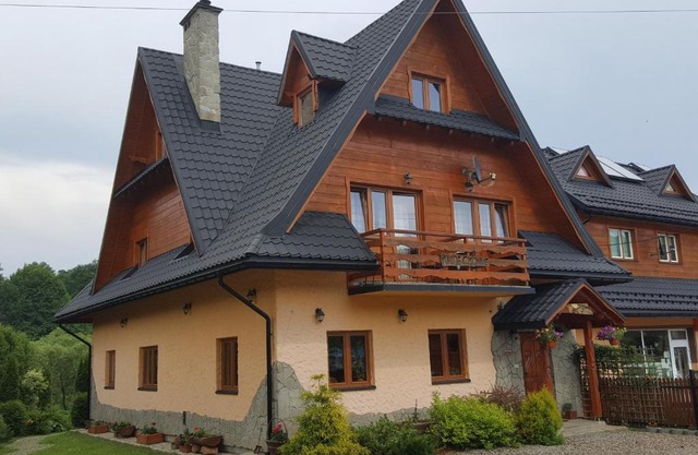 POD ROŻKAMI