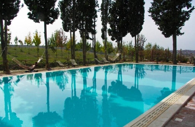 Podere Rapolano - Tuscan villa with private pool