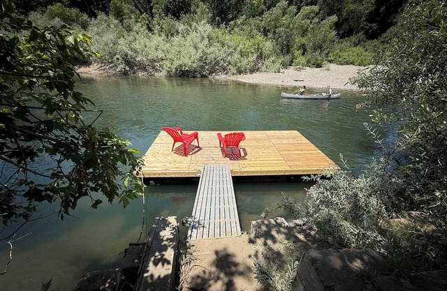 Point of View-Private Dock! STUNNING & New EPIC Home! Hot Tub, Pups, WiFi