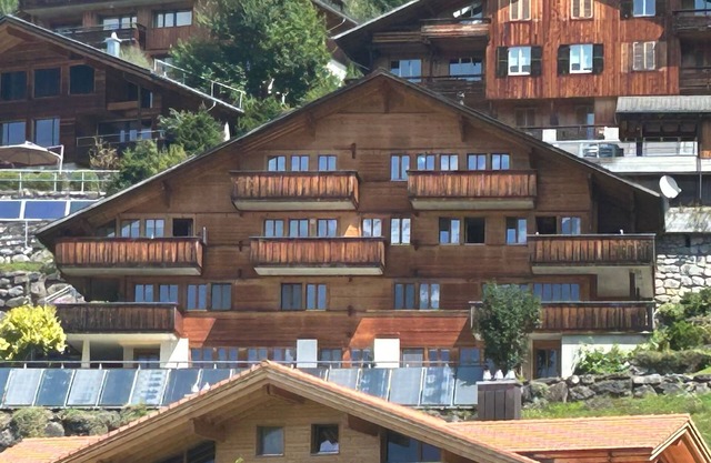 Pollux 4-bedded apartment