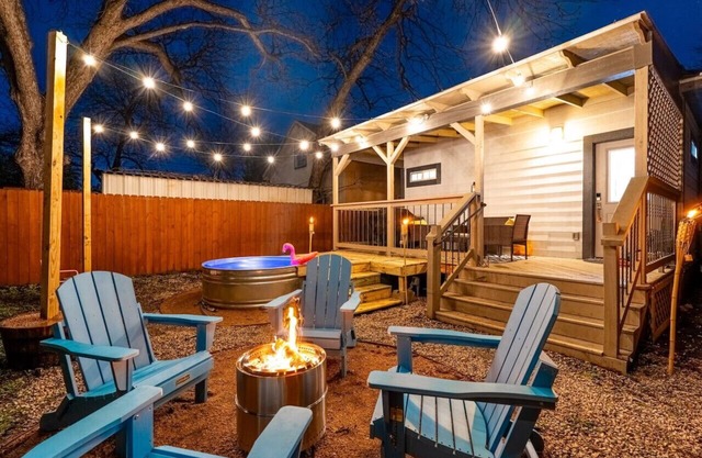 Pool, Firepit, Backyard near Riverwalk San Antonio