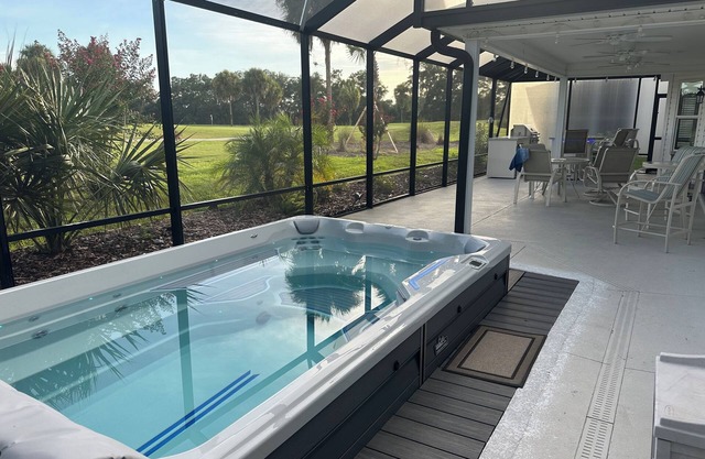 Pool, Golf Course View Home, 4 place golf cart