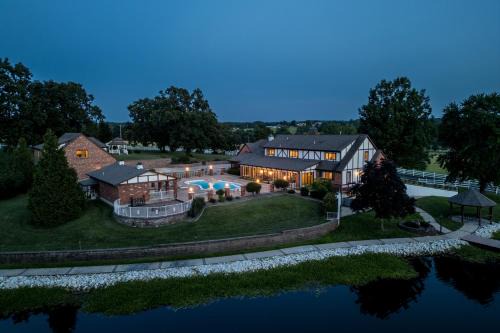 Pool, Lake and Patio Sweeping De Soto Estate