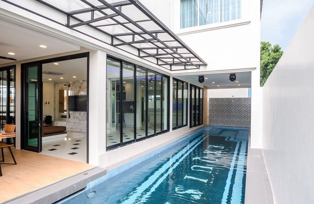 Pool Villa Pattaya - Exquisite Pool Villa H