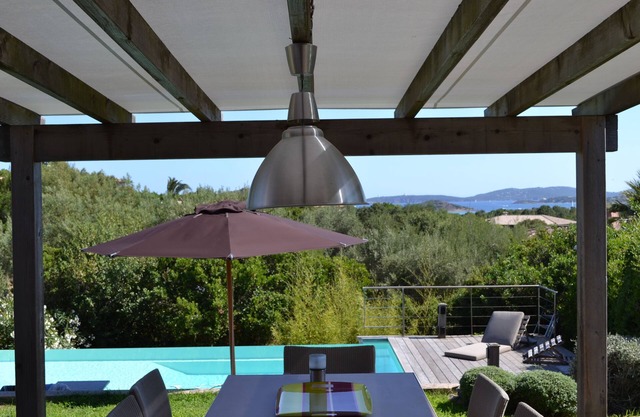Porto-Vecchio, Contemporary villa, Sea view, Swimming pool, Cabanon Bleu beach
