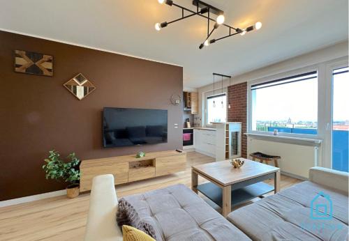 Postcard Apartment Scenic Escape 10 Minutes to Gdańsk Old Town and Seaside