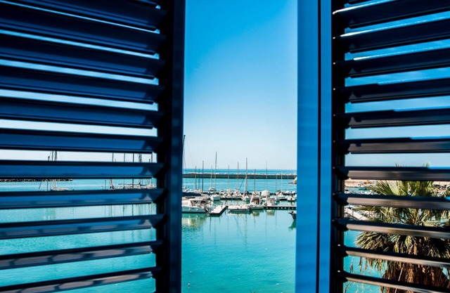 POSTU D'INCANTU, Apartment House with * Lovely sea view *