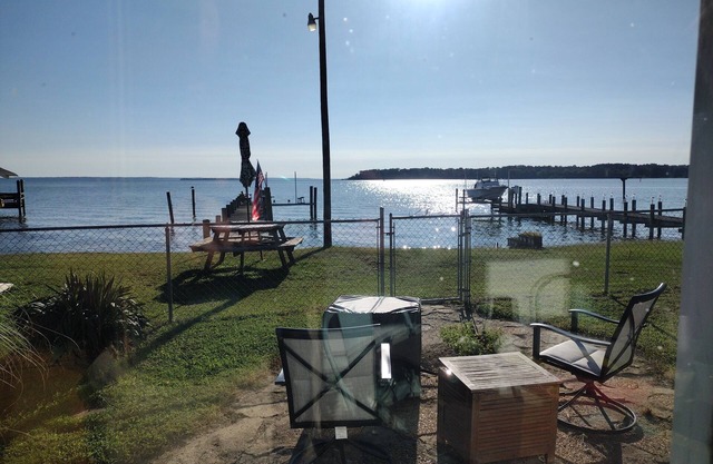 Potomac River Crabbing & Fishing Paradise