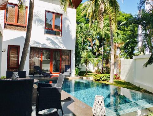 Pranaluxe Pool Villa ORG