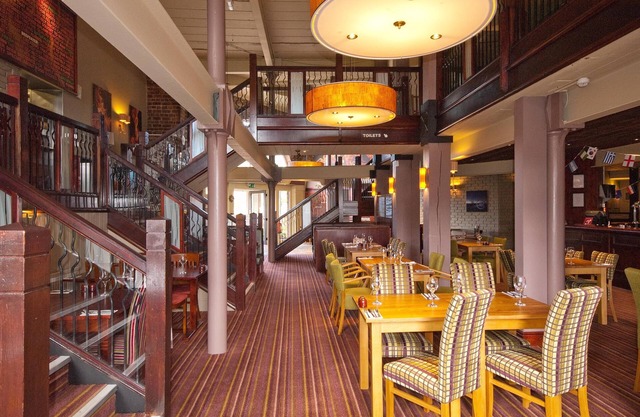 Premier Inn Falkirk Central