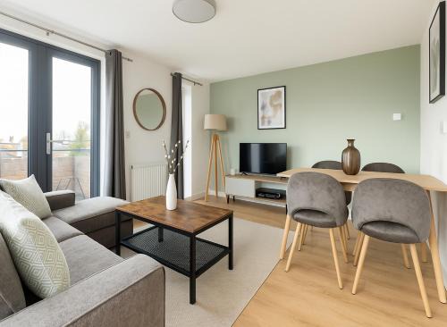 Premium 2 Bed Flat near Colindale Station