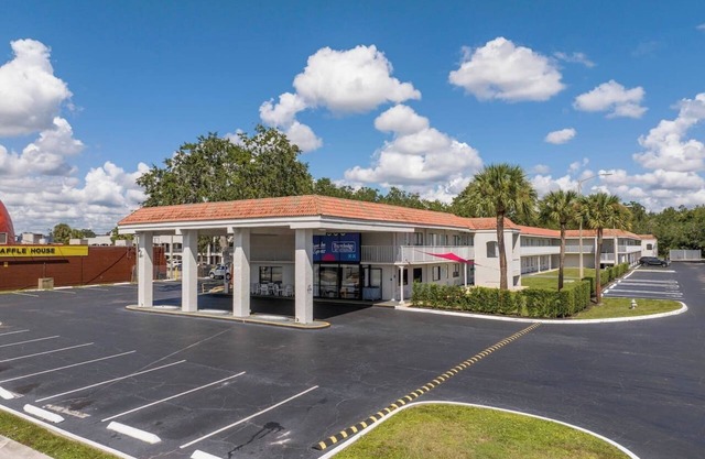 Premium Location| Near Disney| Cozy Apartament