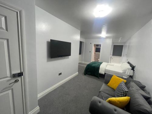 Premium studio flat rental