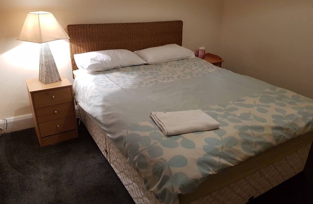 Prenton 1 Double Room near Liverpool