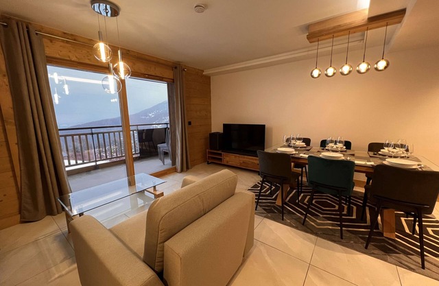 Pretty cocoon overlooking the slopes