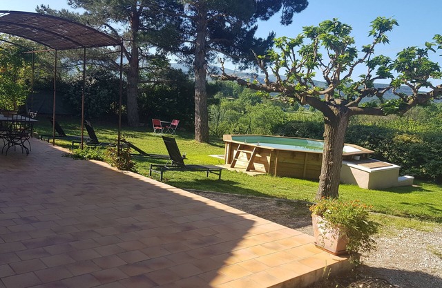 Pretty House Campaign Apt prox Gordes and Roussillon Vaucluse ds