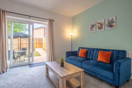 Pristine and Modern Home away from Home