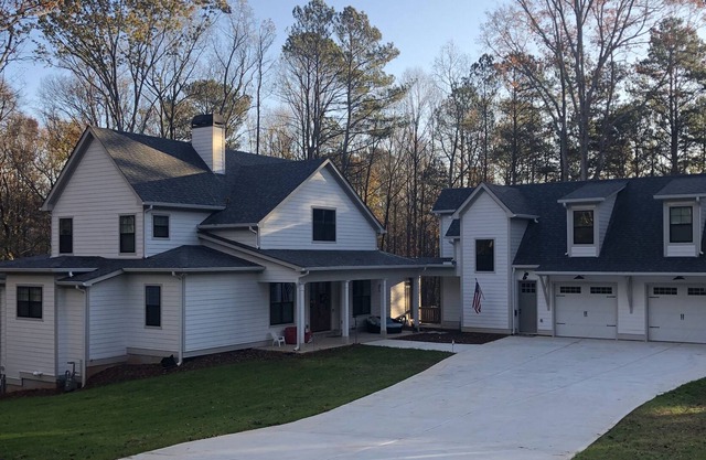 Private 1-br apartment in serene Woodstock setting