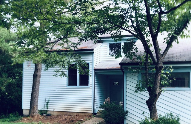 Private and relaxing home located on a private driveway.
