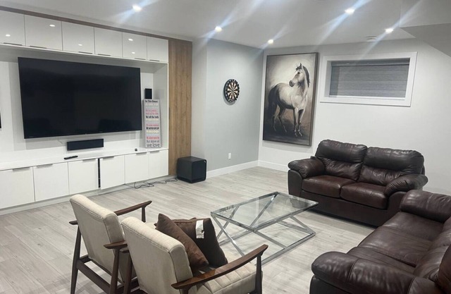 Private Brand New Guest Suite