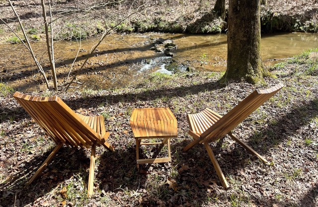 Private Cabin by the Creek