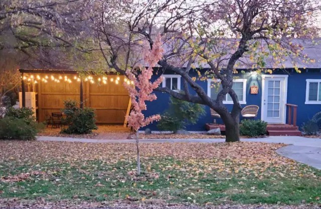 Private Cottage on Christmas Tree Farm