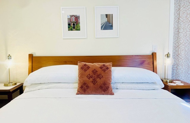 Private King Suite, Mins to BNA, Downtown