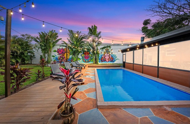 Private Oasis with Heated Pool, Pet Friendly