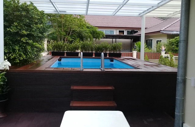 Private pool homestay !3km from the beaches!