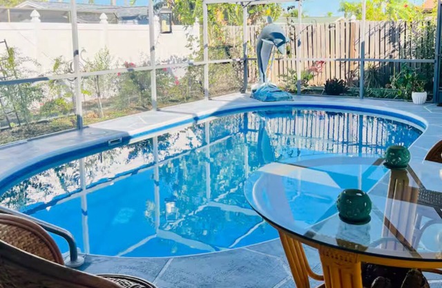 Private Pool Home Dog Friendly Near Beaches Sleeps 6 Fenced Yard
