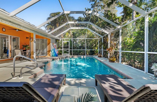 Private Pool Home in Cape Coral with Mini Golf & Relaxing Lanai