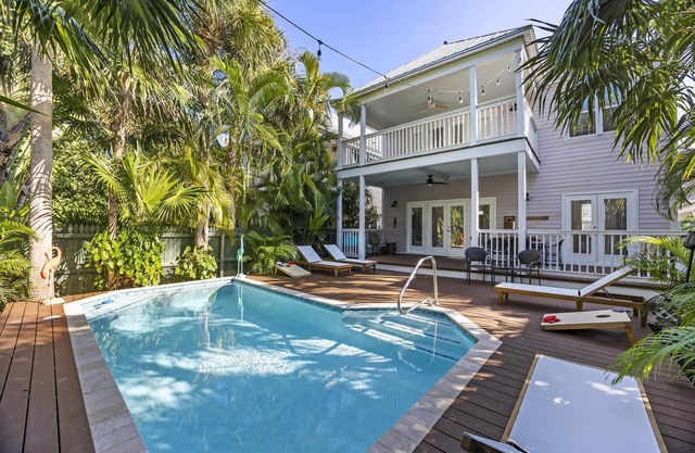 Private Pool Oasis - Centrally Located in Florida Keys