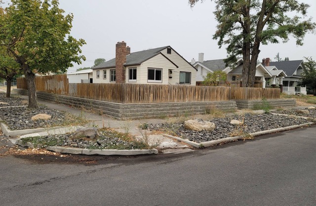 Private Room #2 In GU District