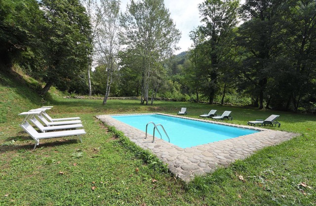 Private swimming pool - Sleeps 6 - Garfagnana