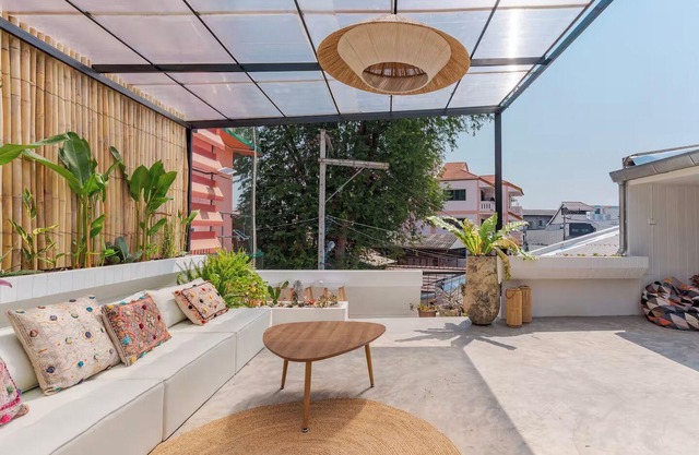 Private Villa Old Town ChiangMai Prime Location