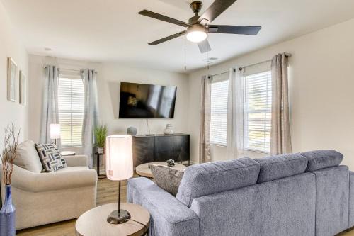 Private Yard Family Hideaway 9 Mi to Fort Jackson