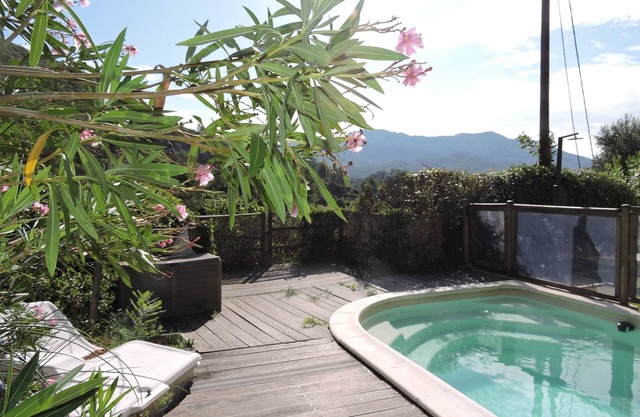 Provencal house in the heart of the hills