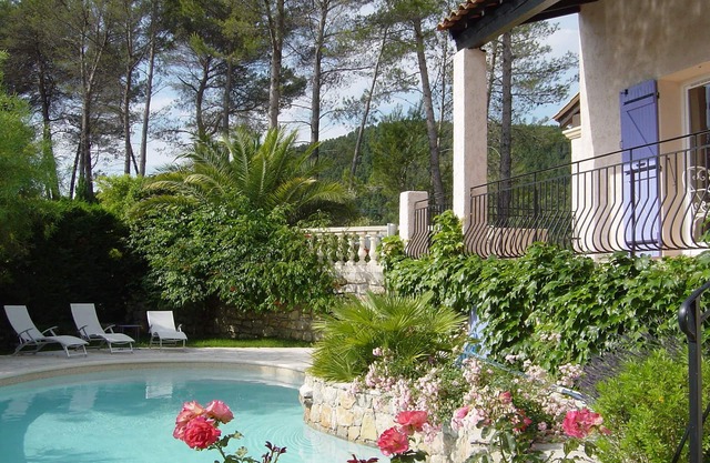 Provençal villa halfway between the Gorges du Verdon and Sainte-Maxime