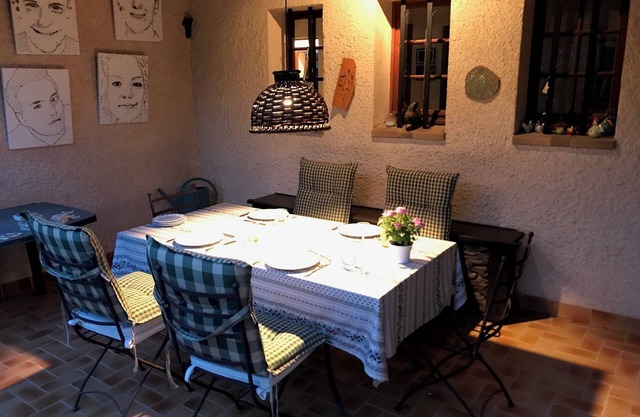 Provencal villa with pool and large garden, ideal for families